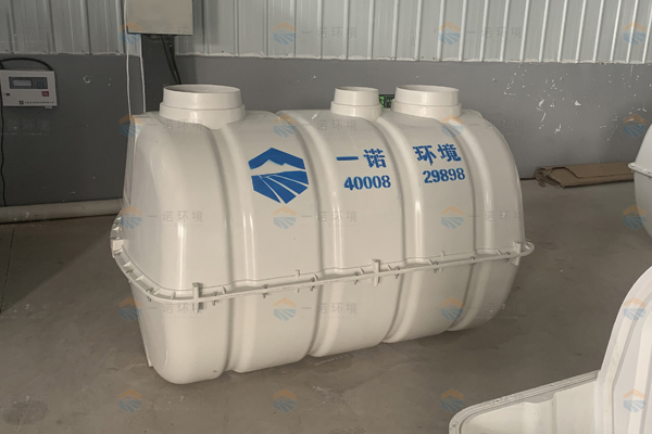 在農(nóng)村玻璃鋼化糞池安裝在哪里比較合適 在農(nóng)村玻璃鋼化糞池安裝在哪里比較合適